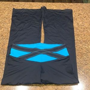 WORN ONCE Luxxe Slimming Glare Leggings Black